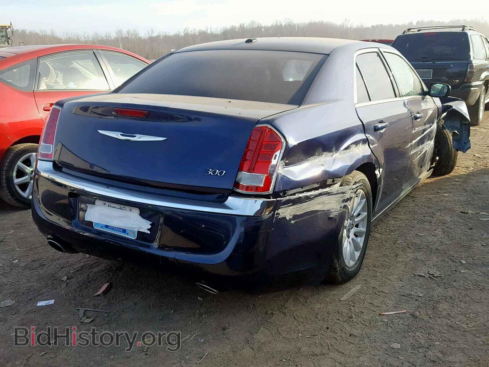 2014 CHRYSLER 300 - VIN: 2C3CCAAG2EH373411 - Фото 4