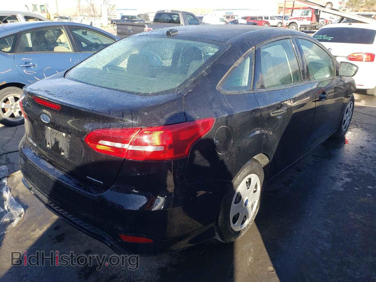 2016 FORD FOCUS - VIN: 1FADP3E26GL351020 - Photo 4