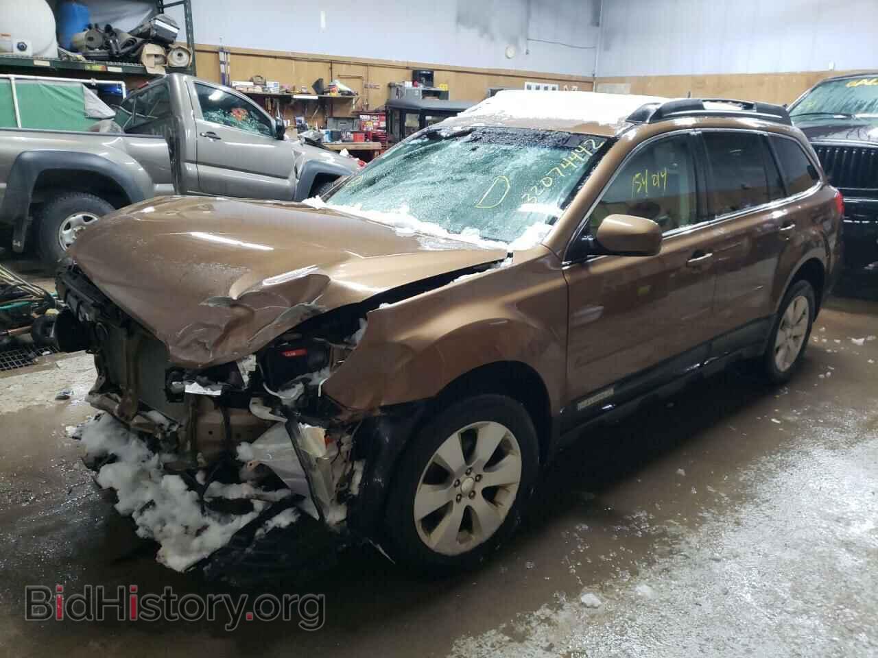 2011 SUBARU OUTBACK - VIN: 4S4BRBCC8B3429951 - Фото 2