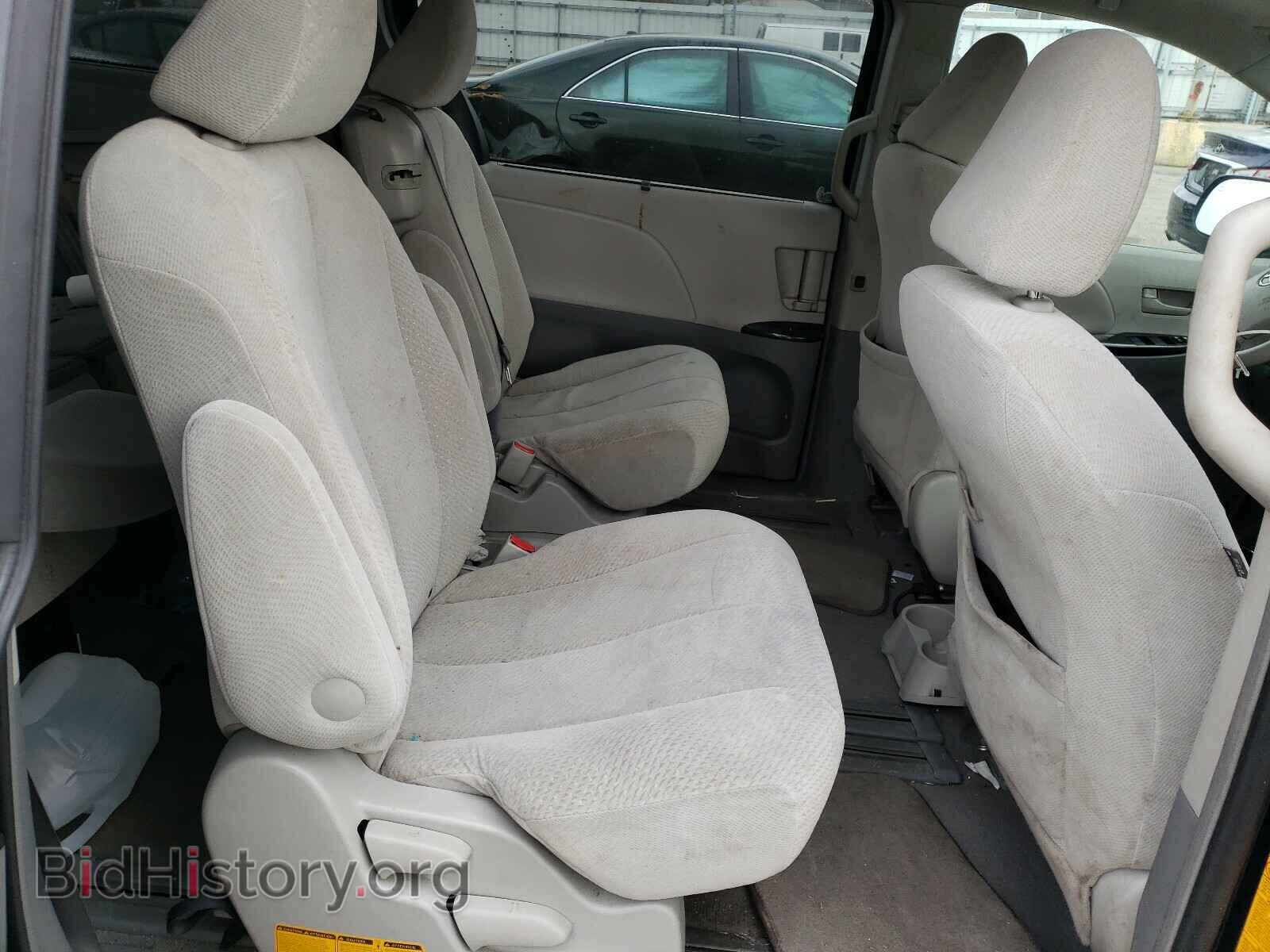 2011 TOYOTA SIENNA - VIN: 5TDKK3DC2BS101162 - Фото 6