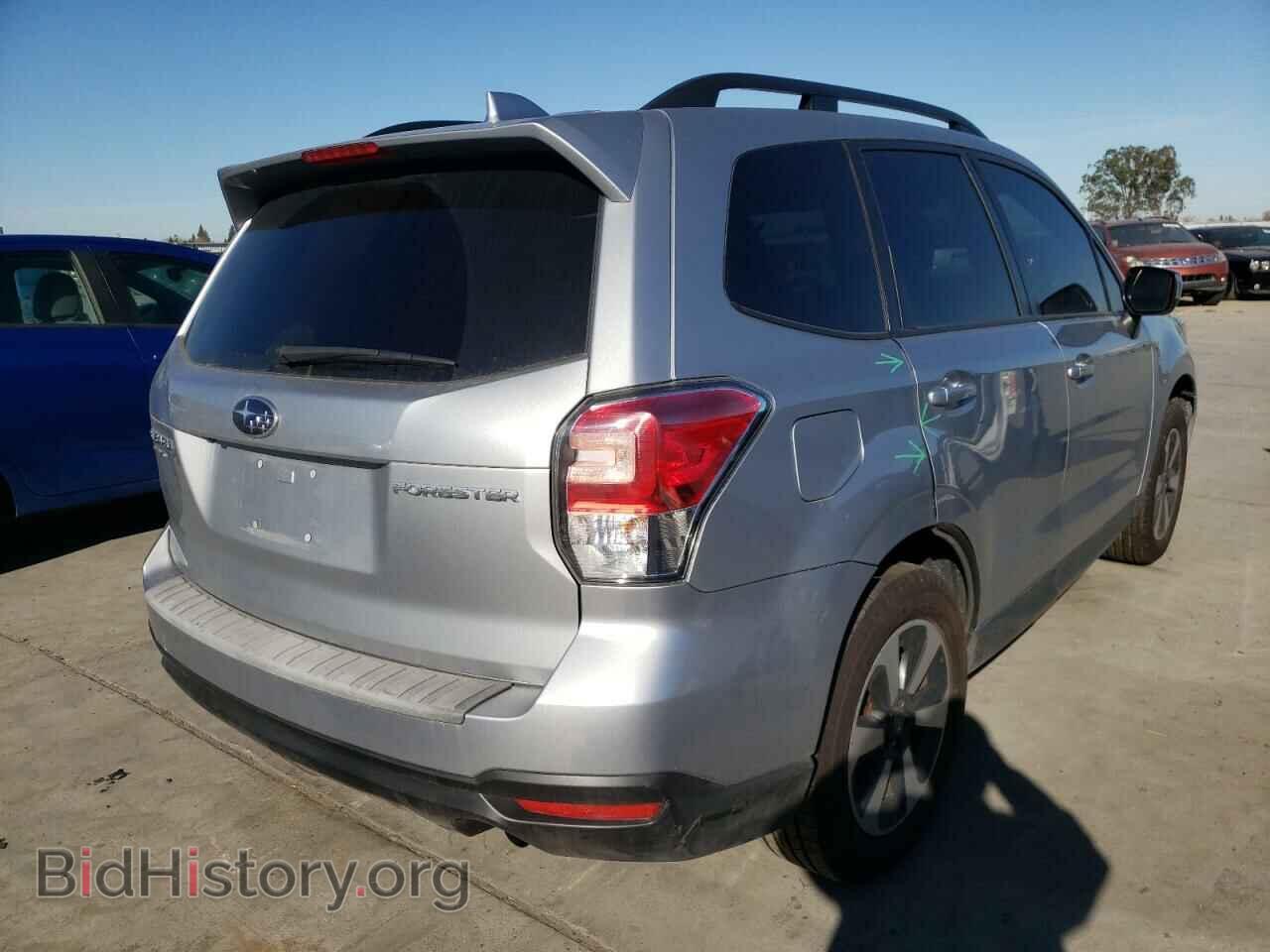 2018 SUBARU FORESTER - VIN: JF2SJAGC8JH542883 - Фото 4