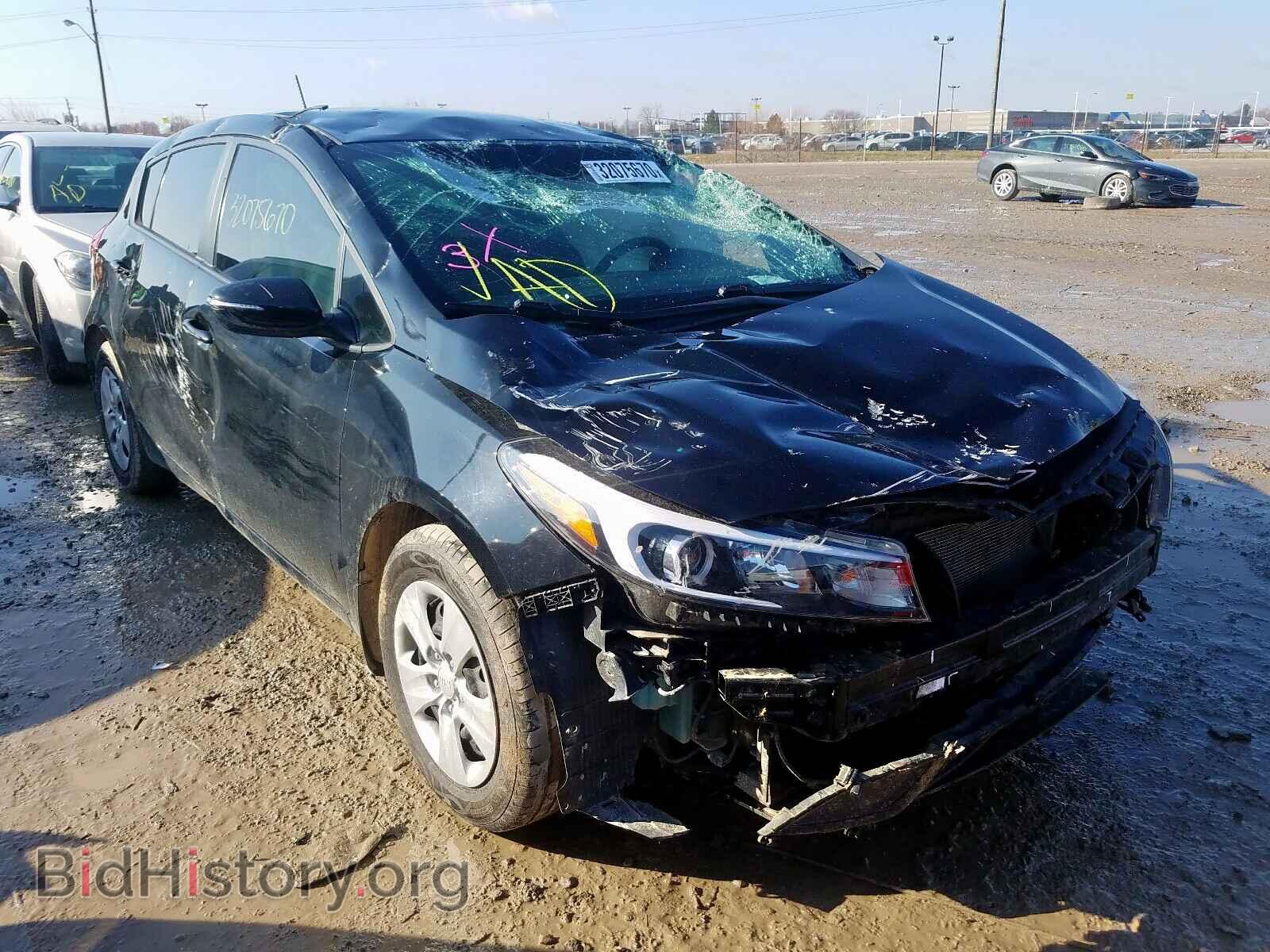 Фотография KNAFK5A87H5667374 - KIA FORTE 2017