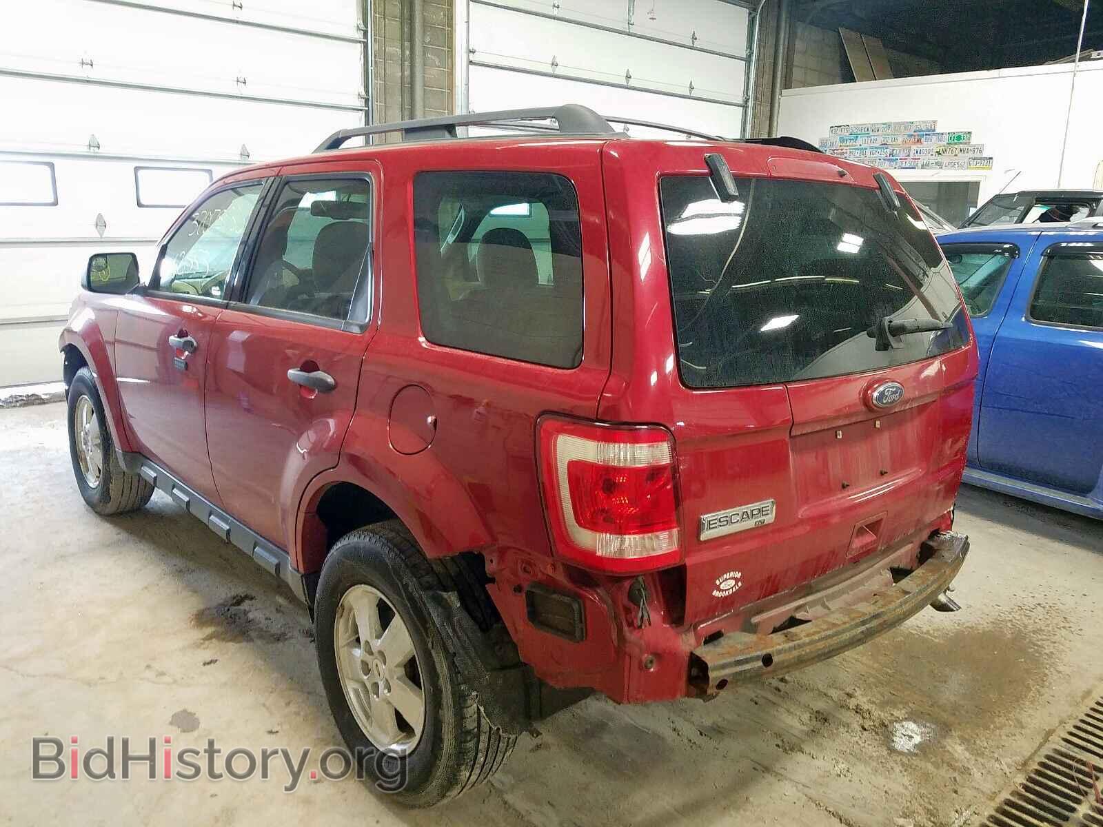 2011 FORD ESCAPE - VIN: 1FMCU0D72BKA14610 - Фото 3
