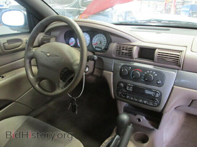 2004 CHRYSLER SEBRING - VIN: 1C3EL75R54N410271 - Фото 9