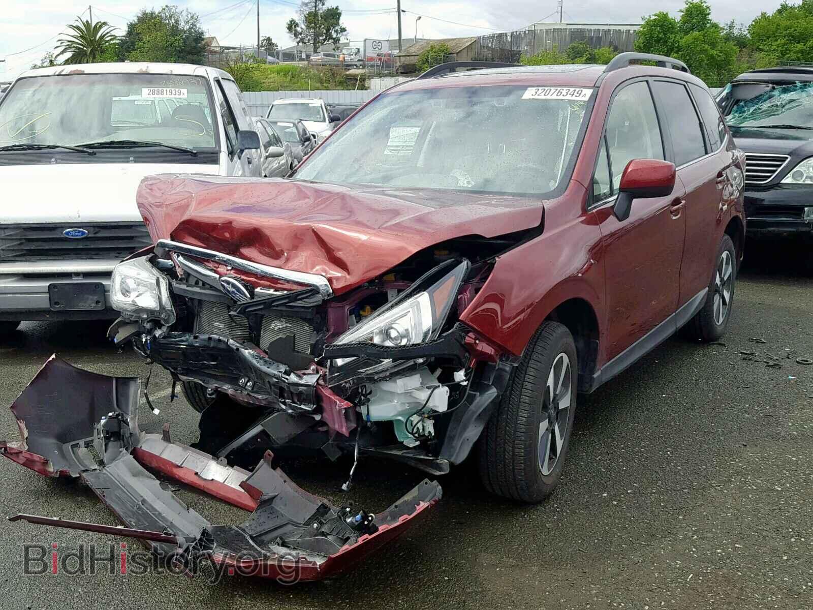 2017 SUBARU FORESTER - VIN: JF2SJARCXHH558817 - Photo 2