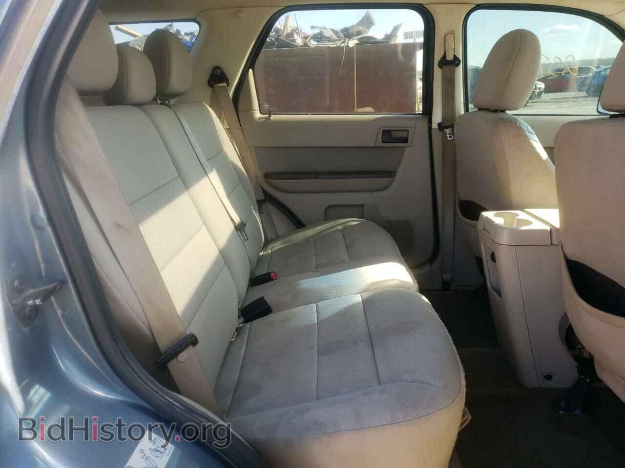 2010 FORD ESCAPE - VIN: 1FMCU0D77AKD37100 - Фото 6