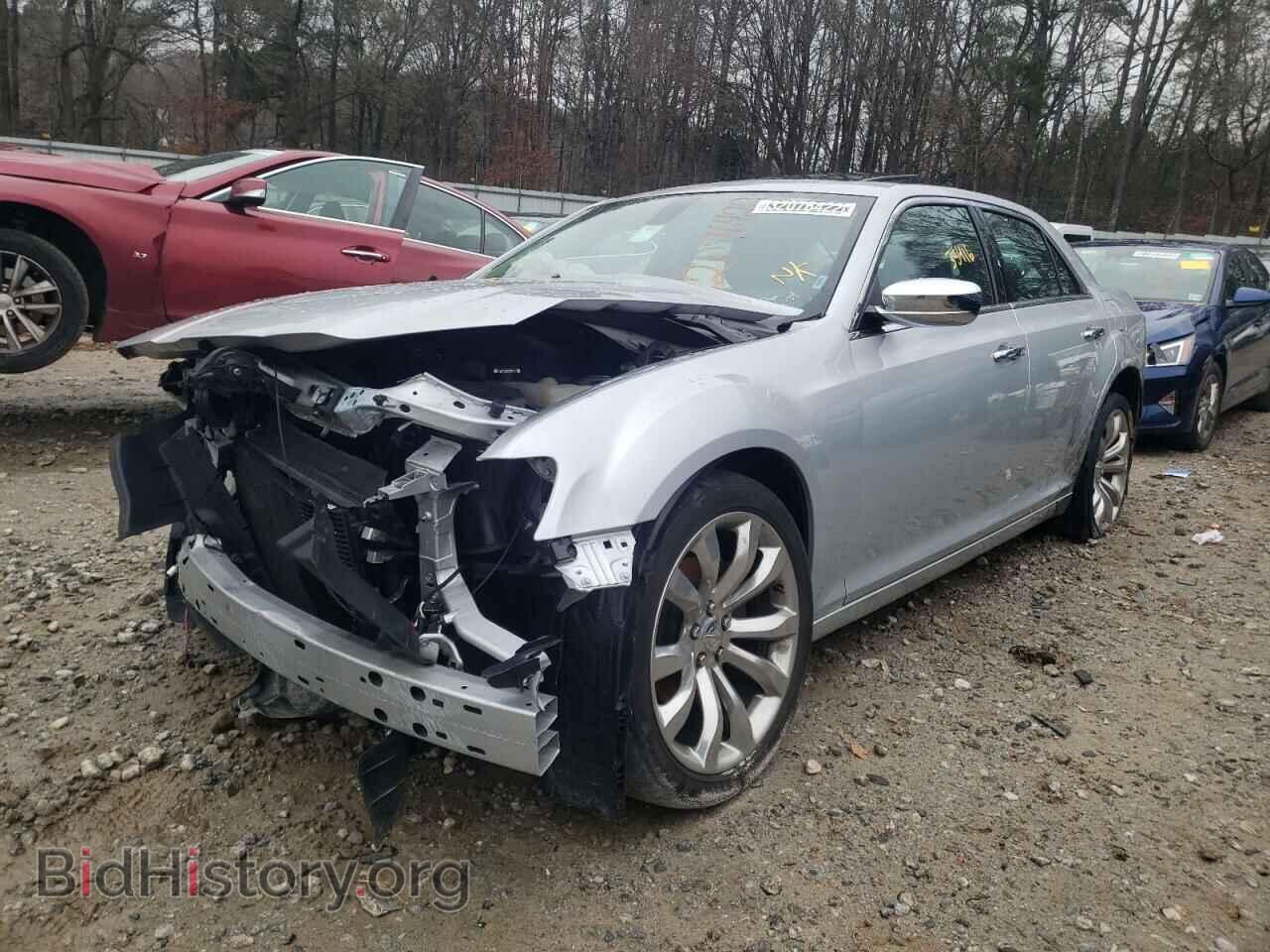 2020 CHRYSLER 300 - VIN: 2C3CCAEGXLH102930 - Фото 2
