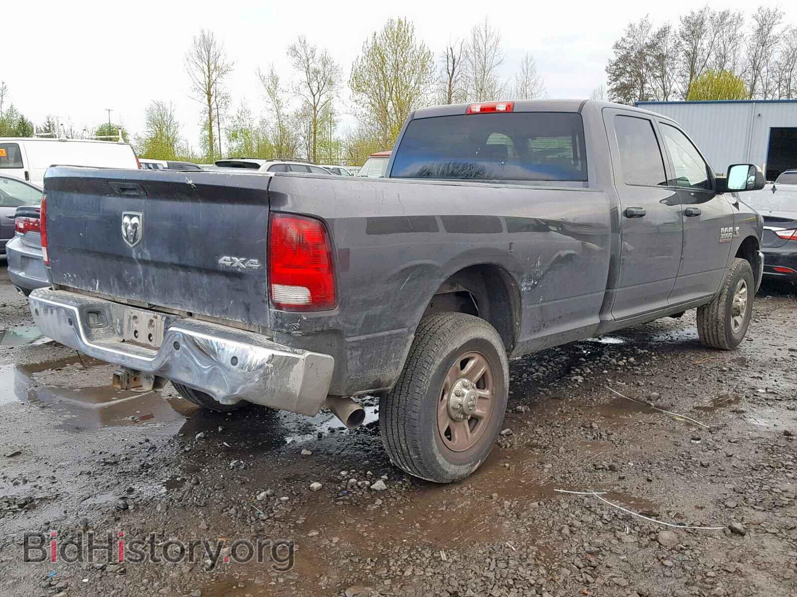 2016 RAM 3500 ST - VIN: 3C63R3GL3GG170418 - Фото 4