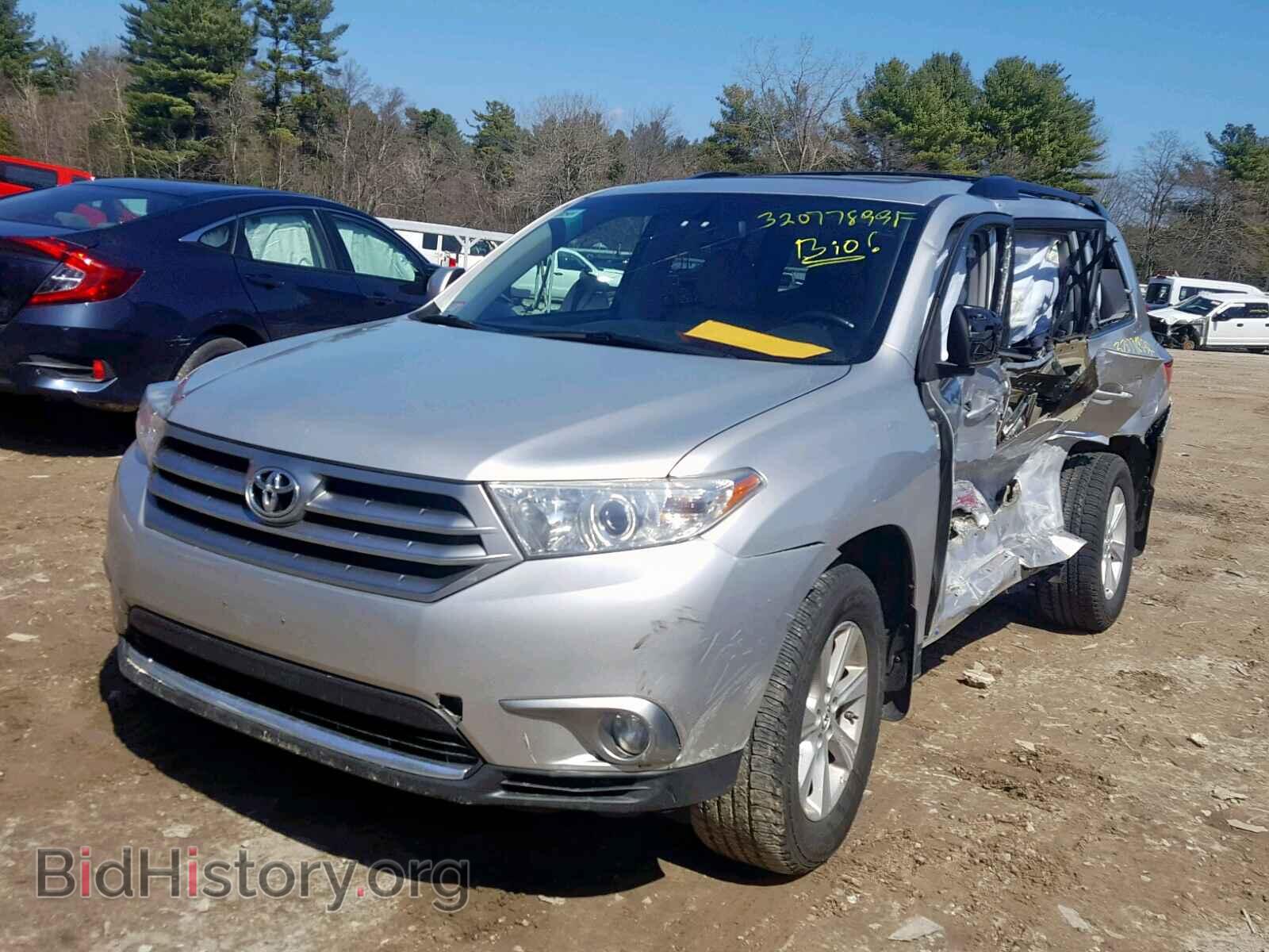 2012 TOYOTA HIGHLANDER - VIN: 5TDBK3EH9CS105902 - Фото 2