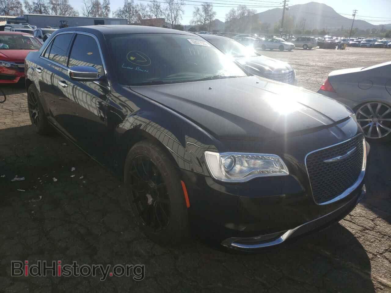 Фотография 2C3CCAEG0HH564288 - CHRYSLER 300 2017