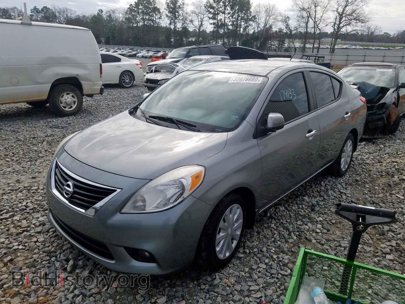 2013 NISSAN VERSA - VIN: 3N1CN7AP7DL829369 - Фото 2