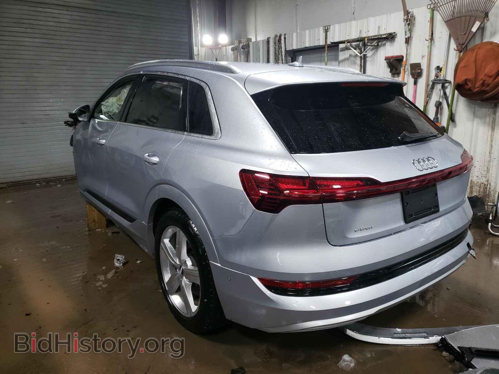 2019 AUDI E-TRON - VIN: WA1LAAGE0KB022308 - Photo 3