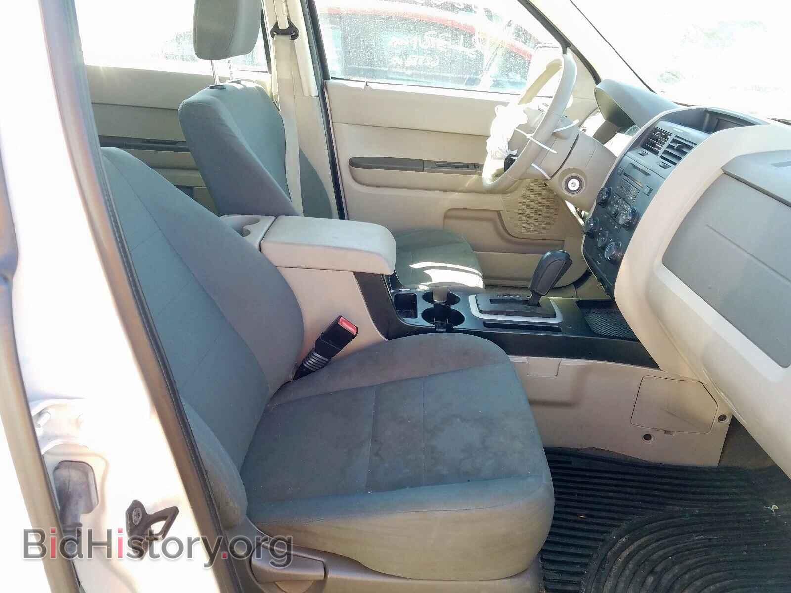 2011 FORD ESCAPE - VIN: 1FMCU0C70BKB35976 - Фото 5