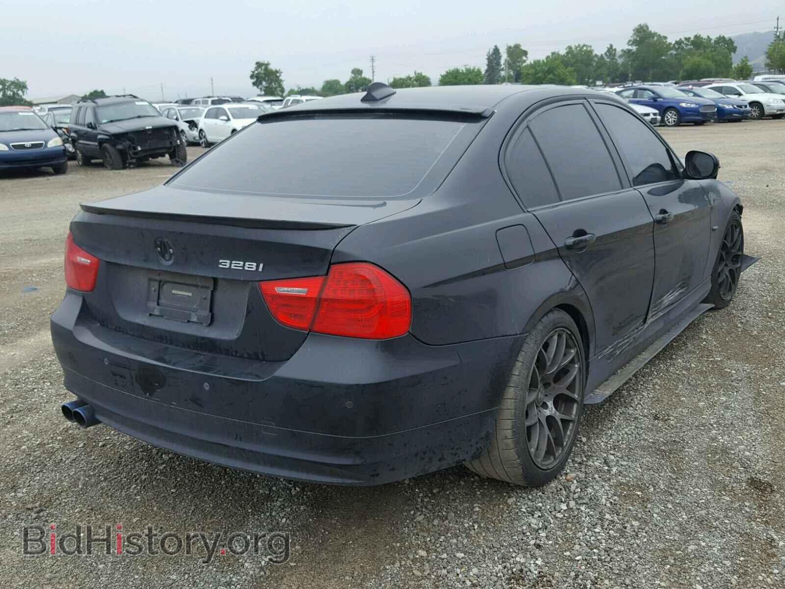 2009 BMW 328 I - VIN: WBAPH77519NL85034 - Фото 4