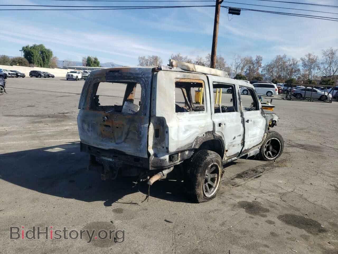2007 JEEP COMMANDER - VIN: 1J8HG48K27C656018 - Photo 4