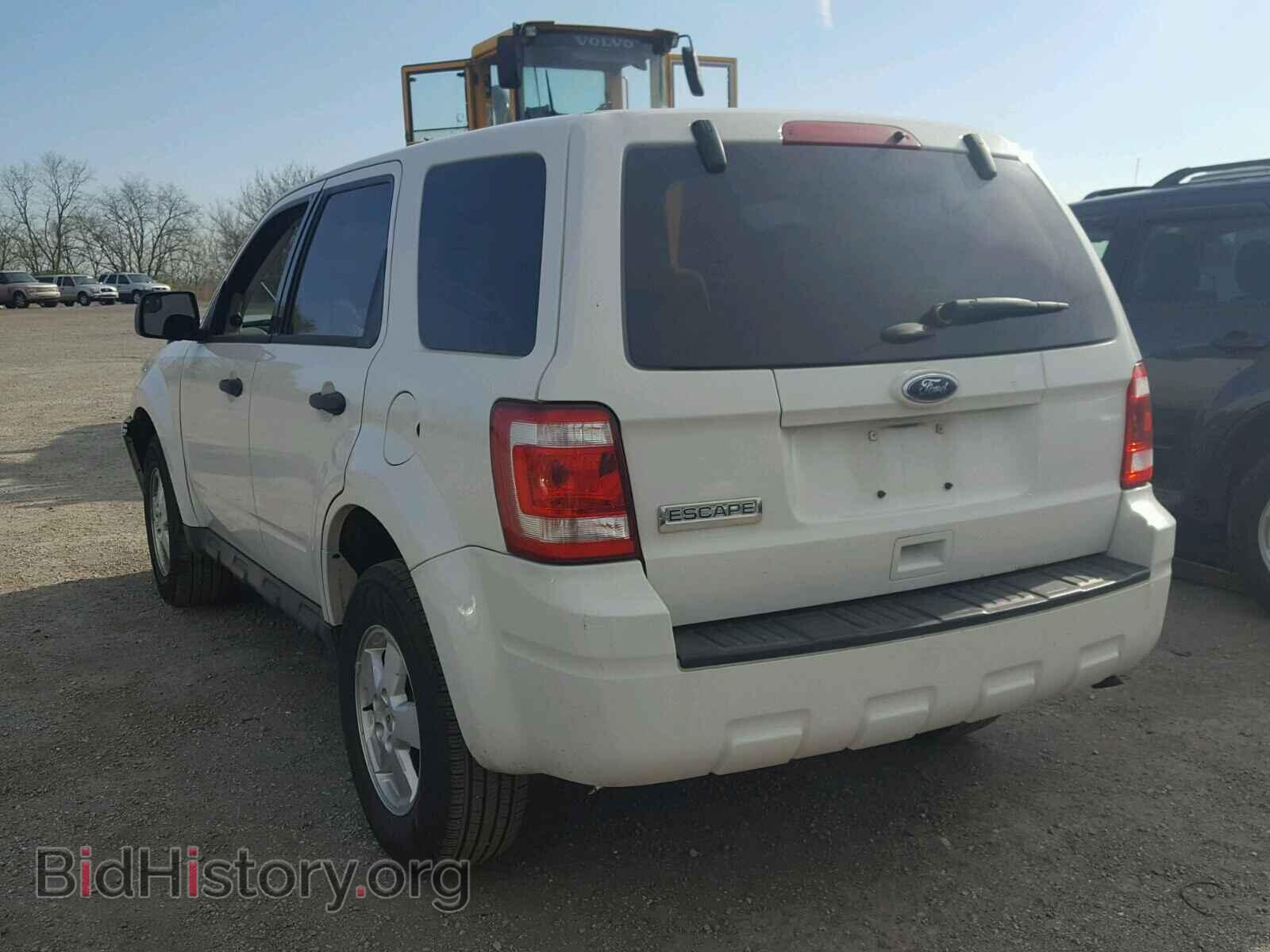 2011 FORD ESCAPE - VIN: 1FMCU9C77BKC61482 - Фото 3