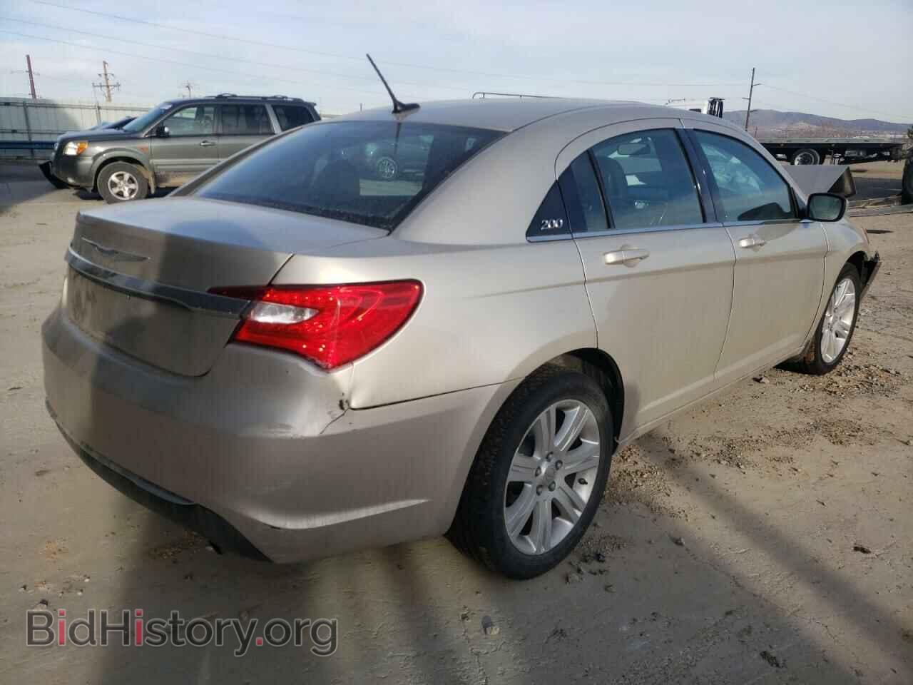2013 CHRYSLER 200 - VIN: 1C3CCBAB1DN671965 - Фото 4