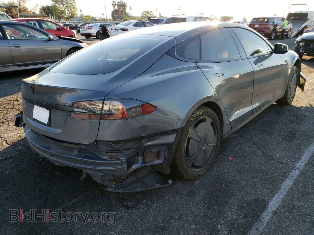 2013 TESLA MODEL S - VIN: 5YJSA1CN4DFP22677 - Photo 4