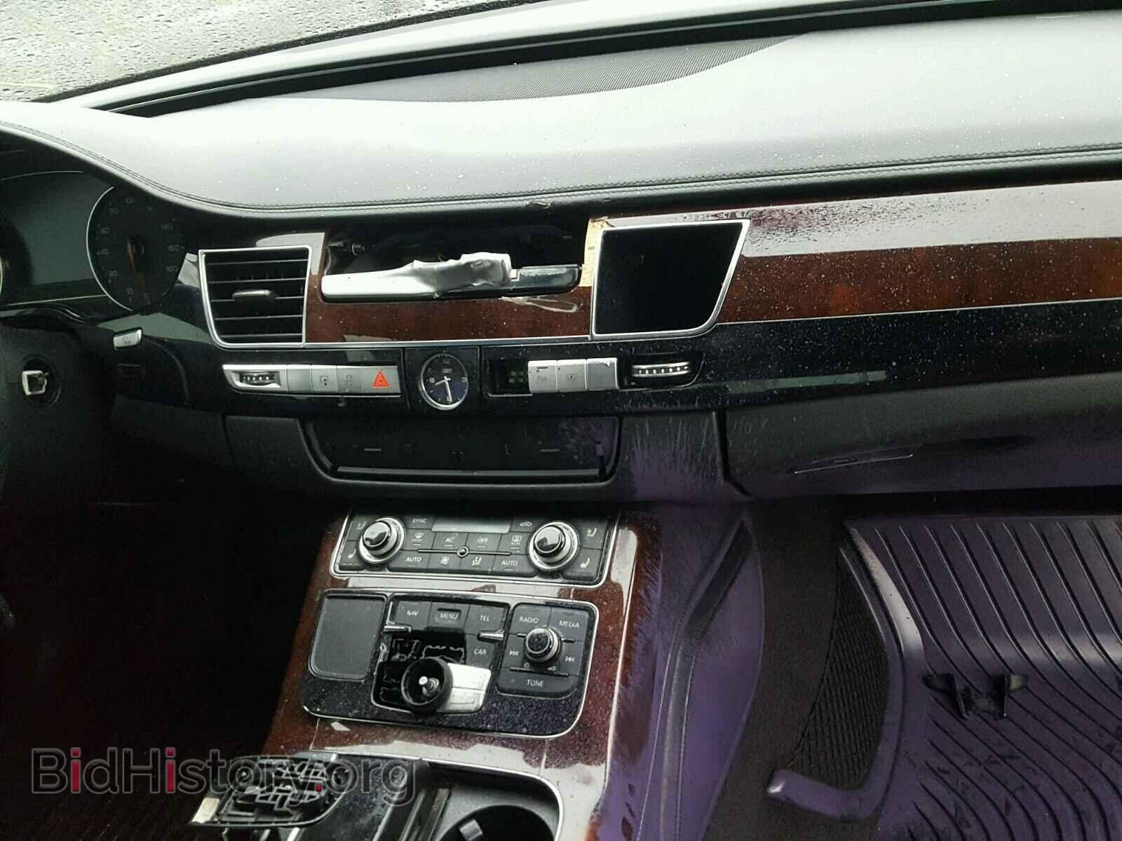2012 AUDI A8 - VIN: WAURVAFD3CN024872 - Фото 9