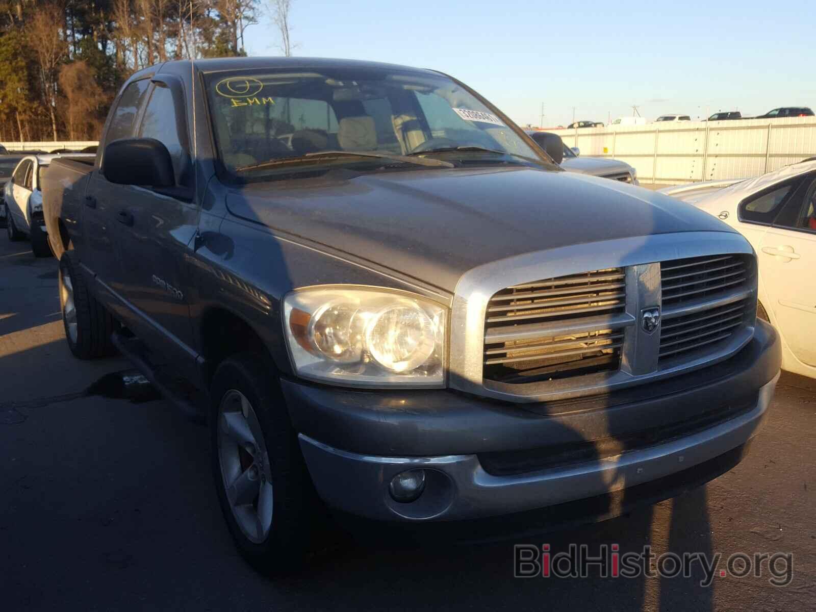 Photo 1D7HU18287S208215 - DODGE RAM 1500 2007