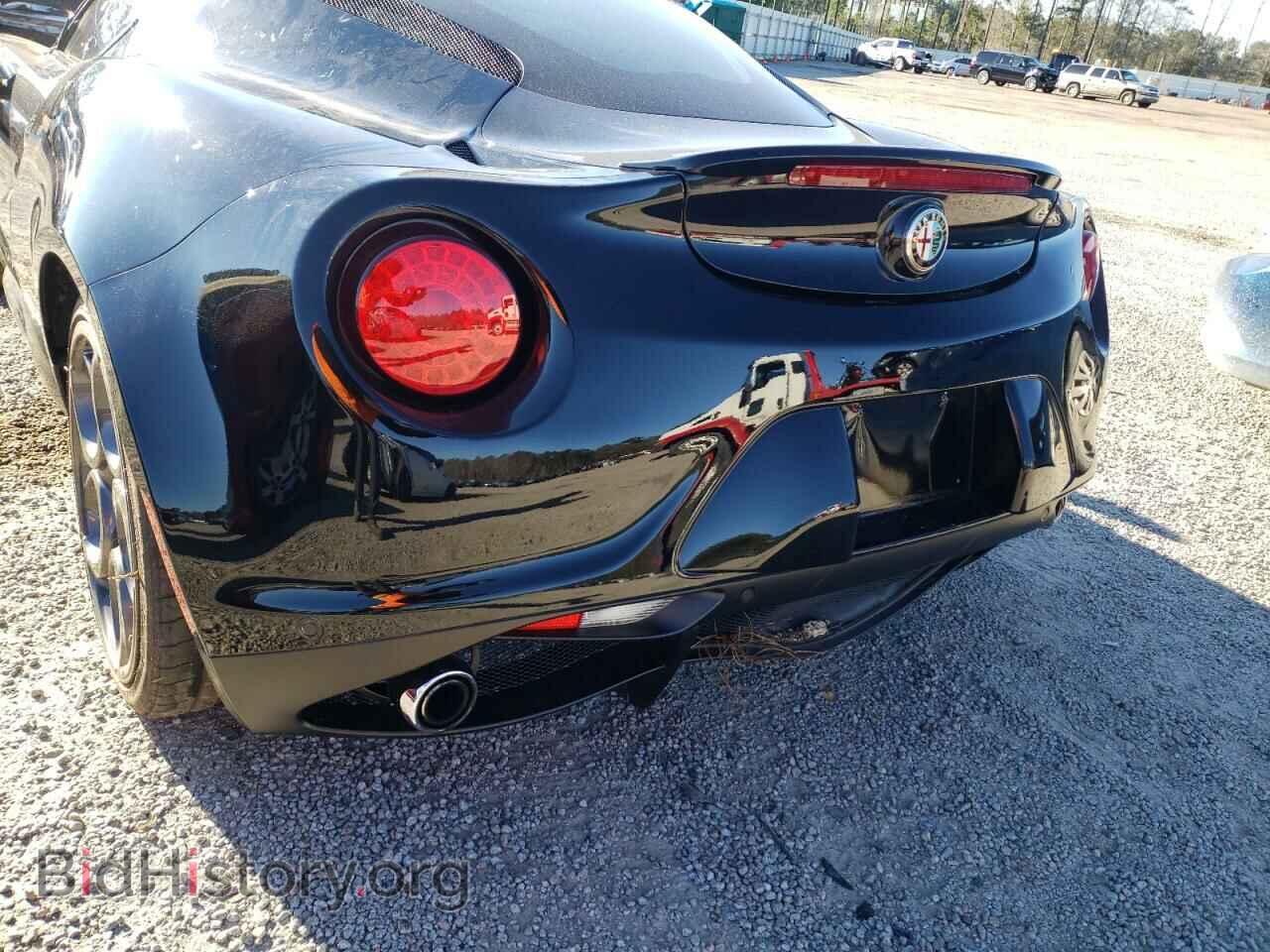 2015 ALFA ROMEO 4C - VIN: ZARBAAA49FM161581 - Фото 6