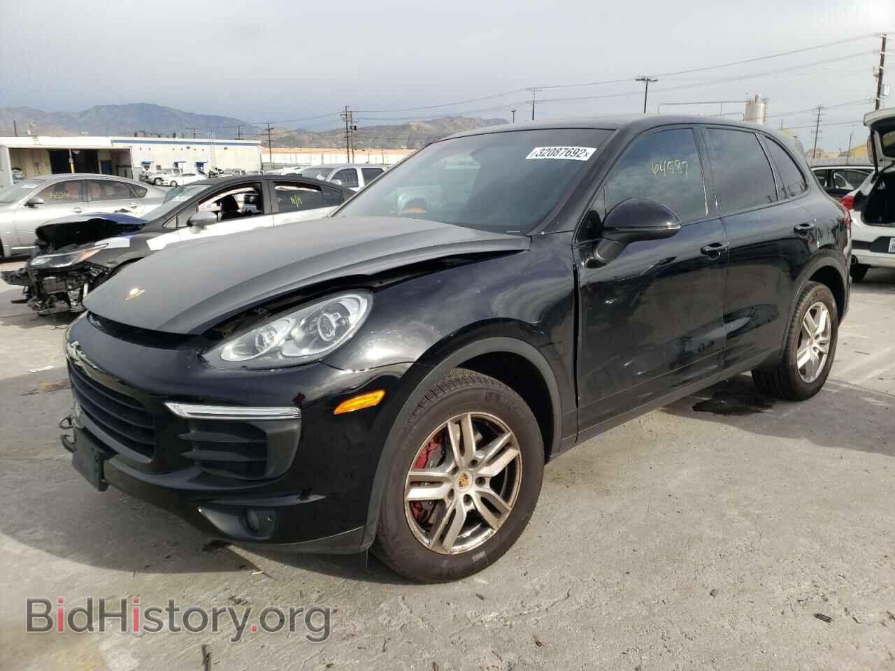2016 PORSCHE CAYENNE - VIN: WP1AA2A20GKA10165 - Фото 2
