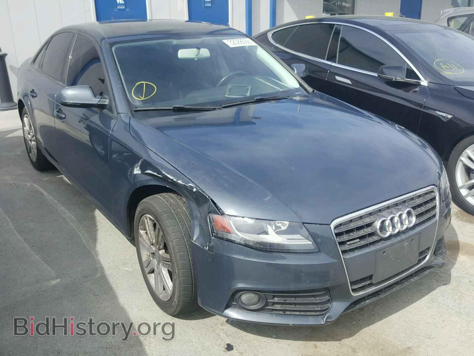 Фотография WAUBFAFLXBN009998 - AUDI A4 2011