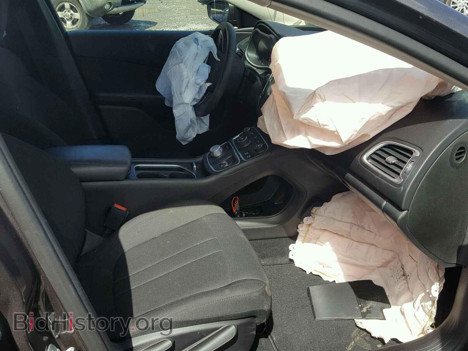 2016 CHRYSLER 200 - VIN: 1C3CCCAB2GN130272 - Фото 5