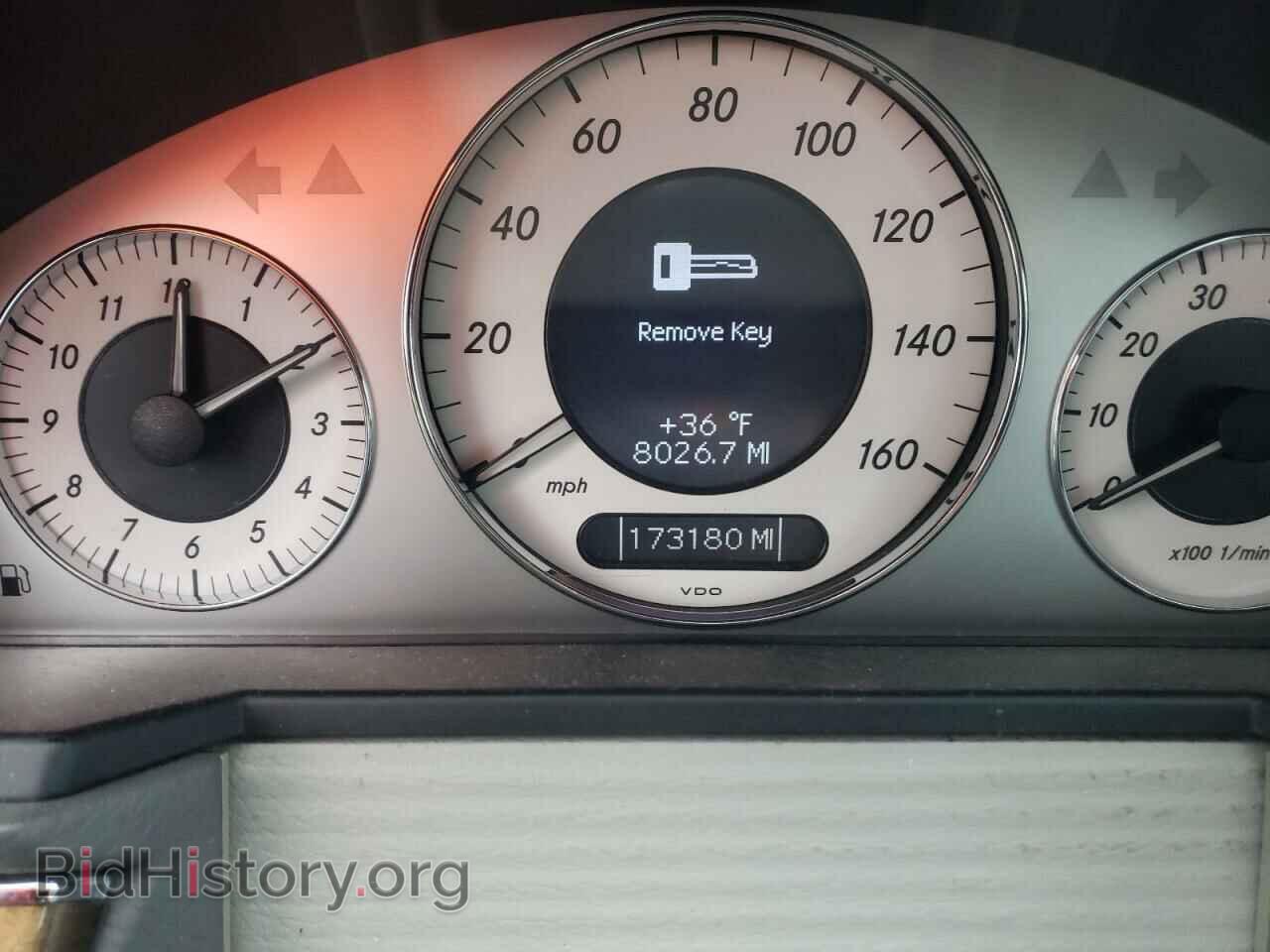 2009 MERCEDES-BENZ E-CLASS - VIN: WDBUF56X39B377939 - Фото 8