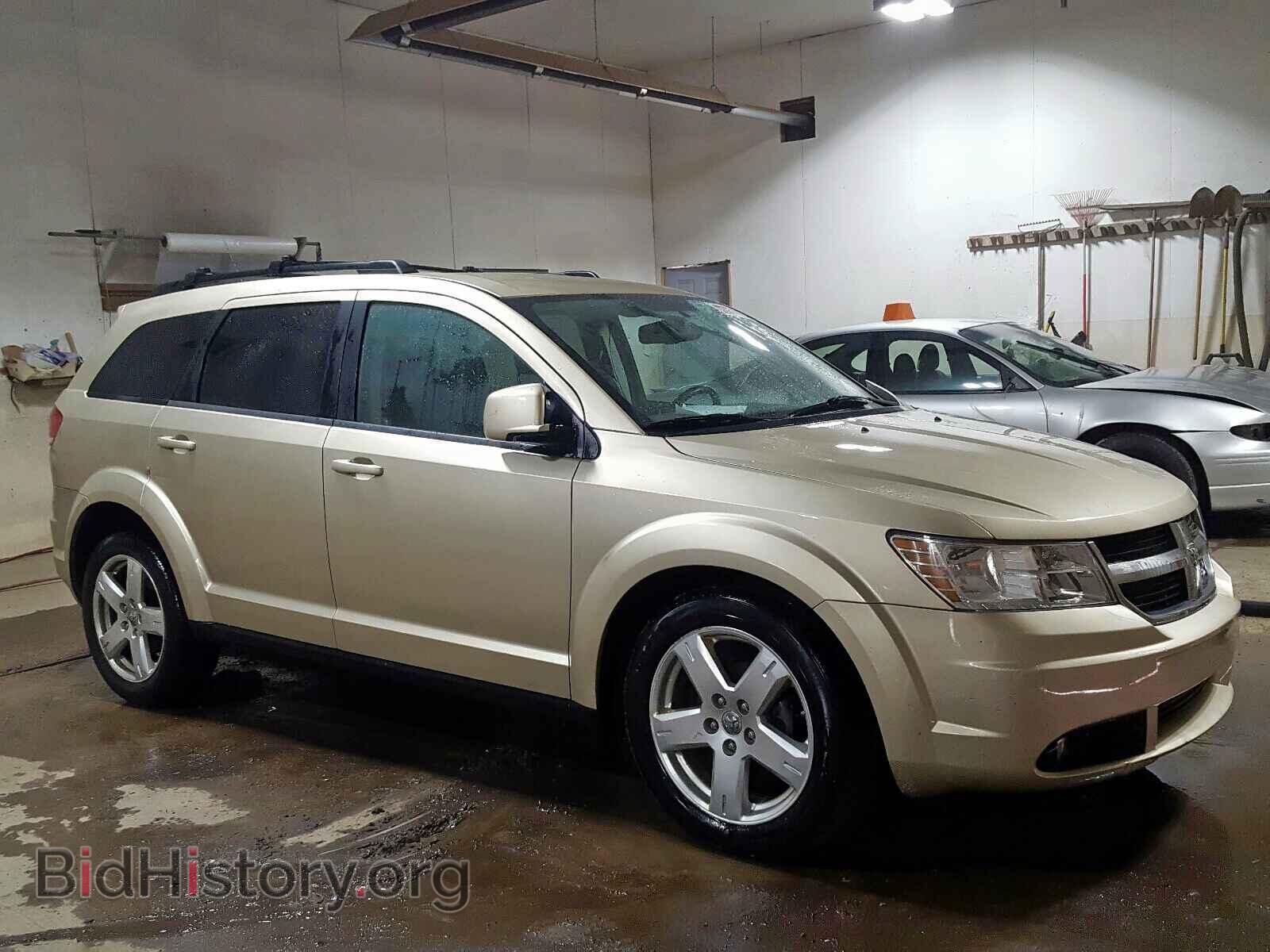 Фотография 3D4PH5FV2AT109588 - DODGE JOURNEY 2010