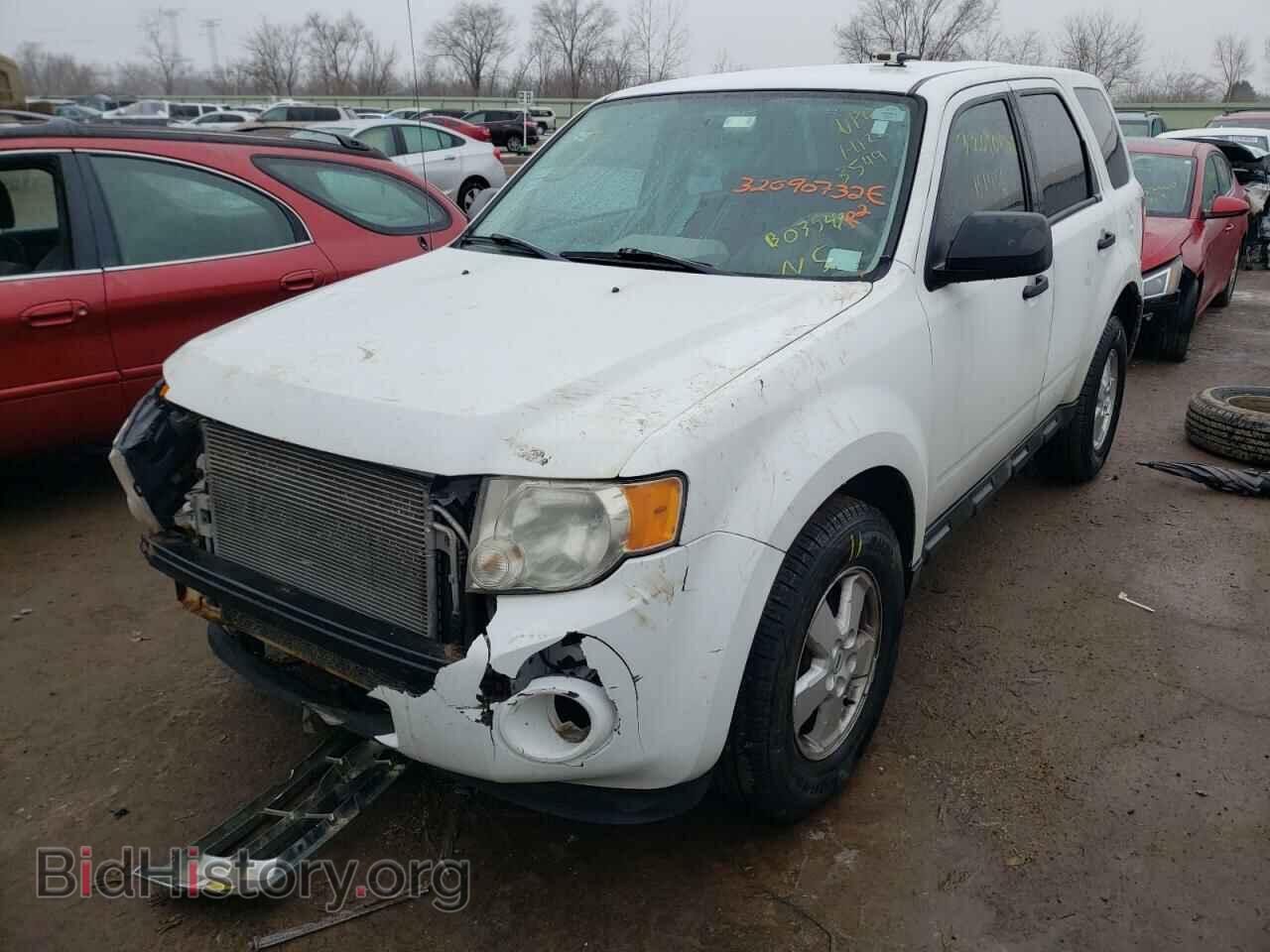 2010 FORD ESCAPE - VIN: 1FMCU0C7XAKB03549 - Фото 2