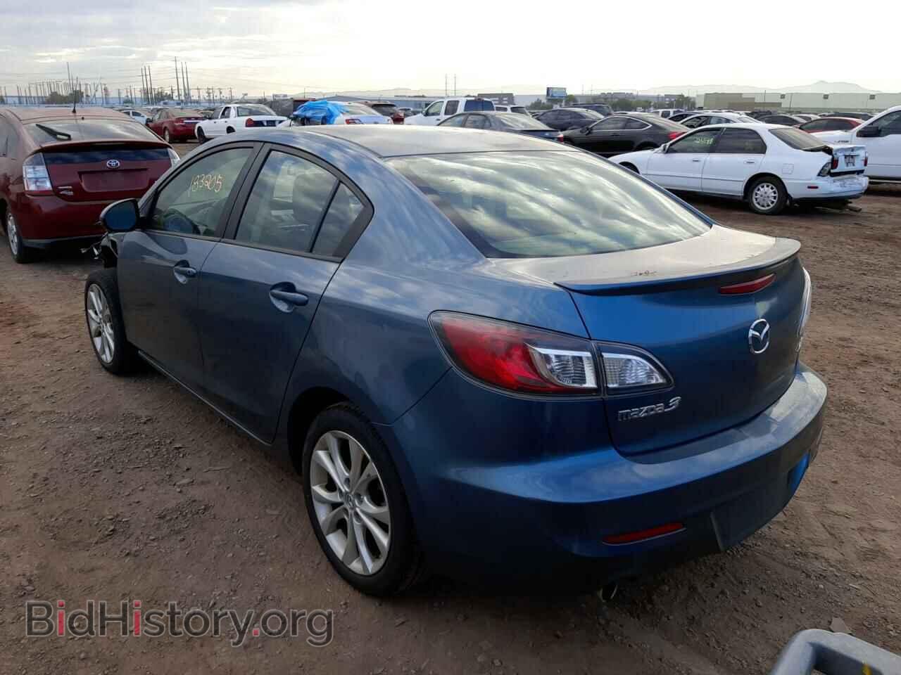 2011 MAZDA MAZDA3 - VIN: JM1BL1U60B1391717 - Фото 3