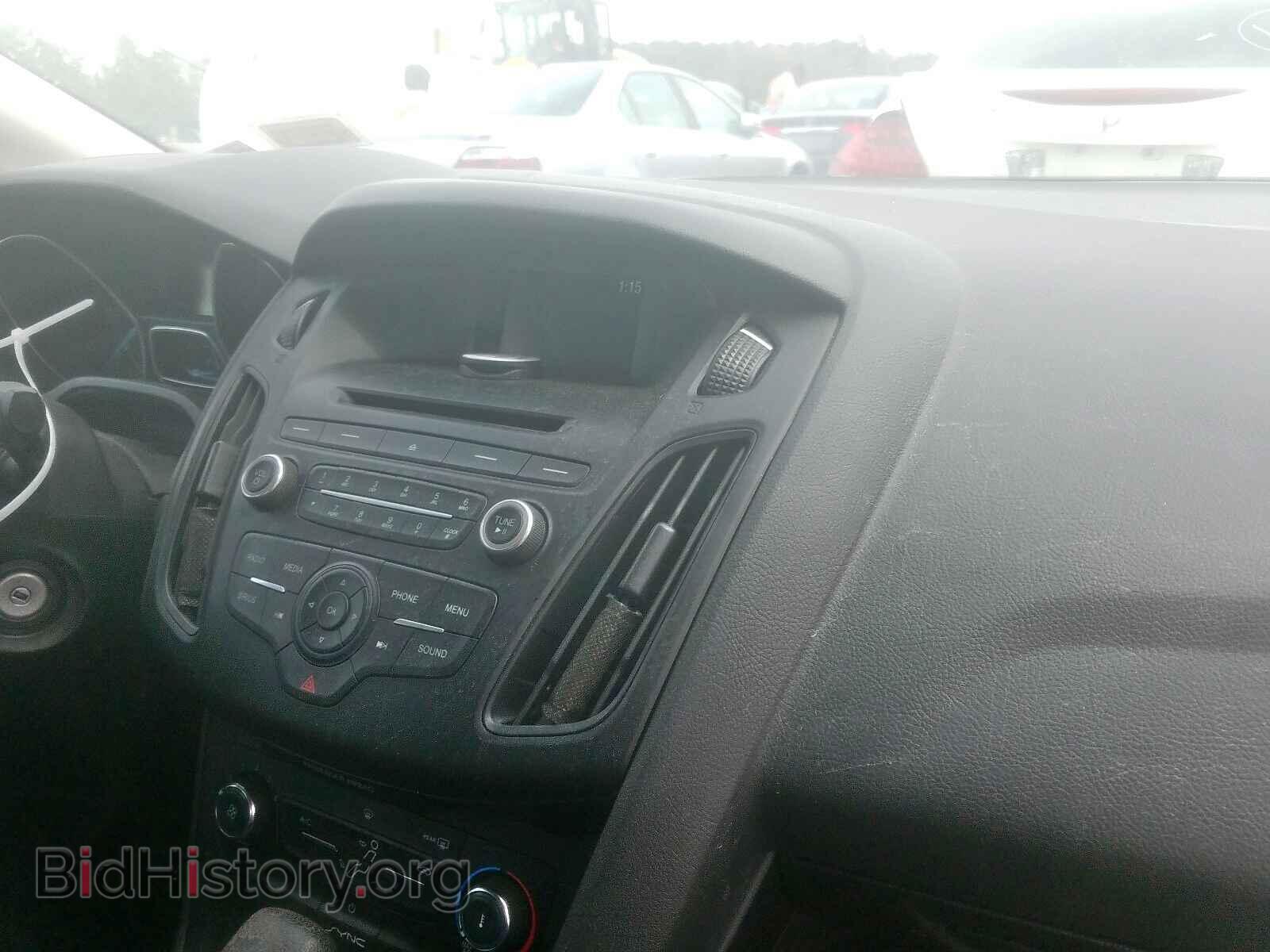 2017 FORD FOCUS - VIN: 1FADP3F2XHL259327 - Photo 9