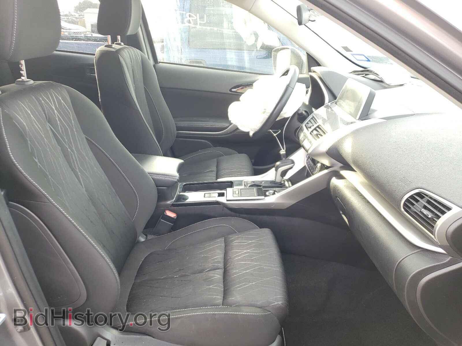2018 MITSUBISHI ECLIPSE - VIN: JA4AT5AA5JZ041084 - Photo 5