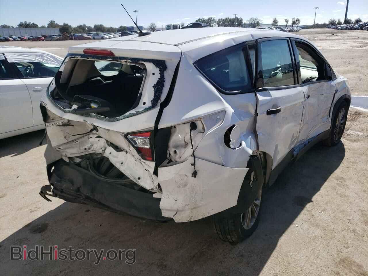 2017 FORD ESCAPE - VIN: 1FMCU0F77HUF02252 - Фото 4