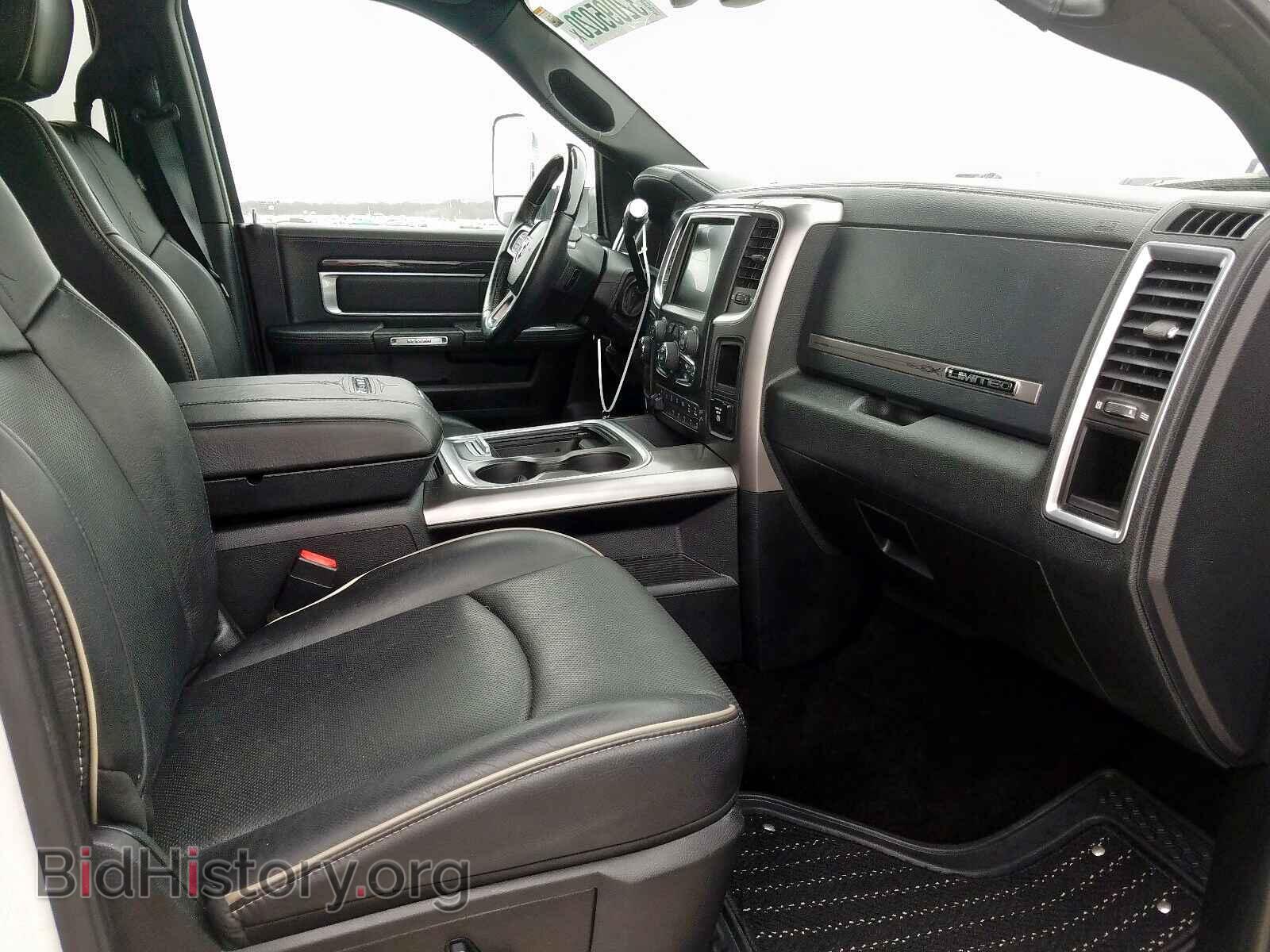 2016 RAM 3500 - VIN: 3C63RRKL7GG155575 - Фото 5