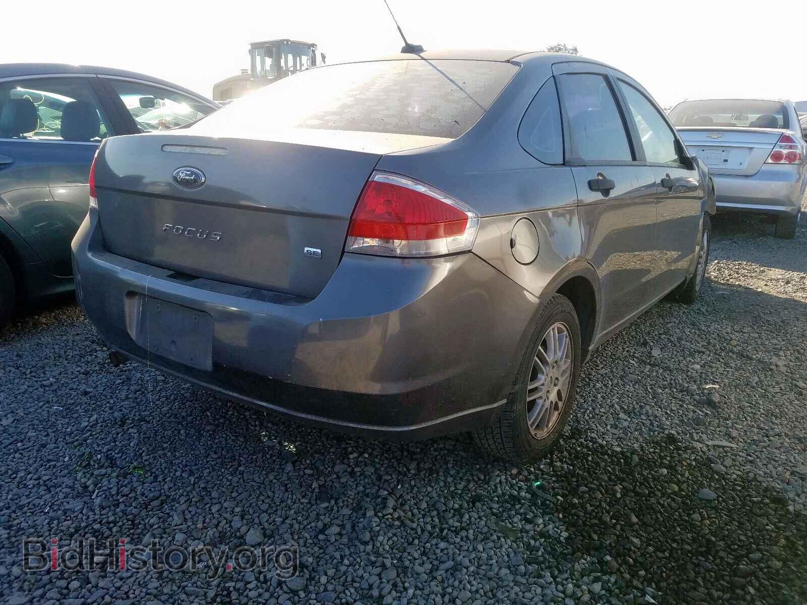 2010 FORD FOCUS - VIN: 1FAHP3FN9AW243152 - Photo 4