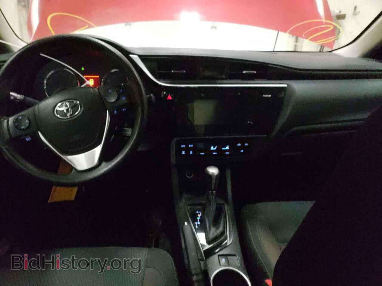 2017 TOYOTA COROLLA - VIN: 2T1BURHEXHC825286 - Фото 9