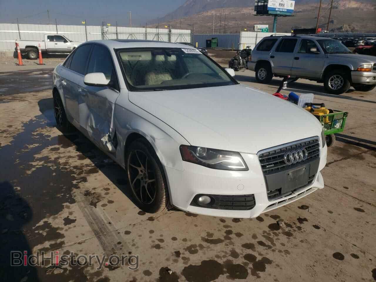 Фотография WAUBFAFL6CN009871 - AUDI A4 2012
