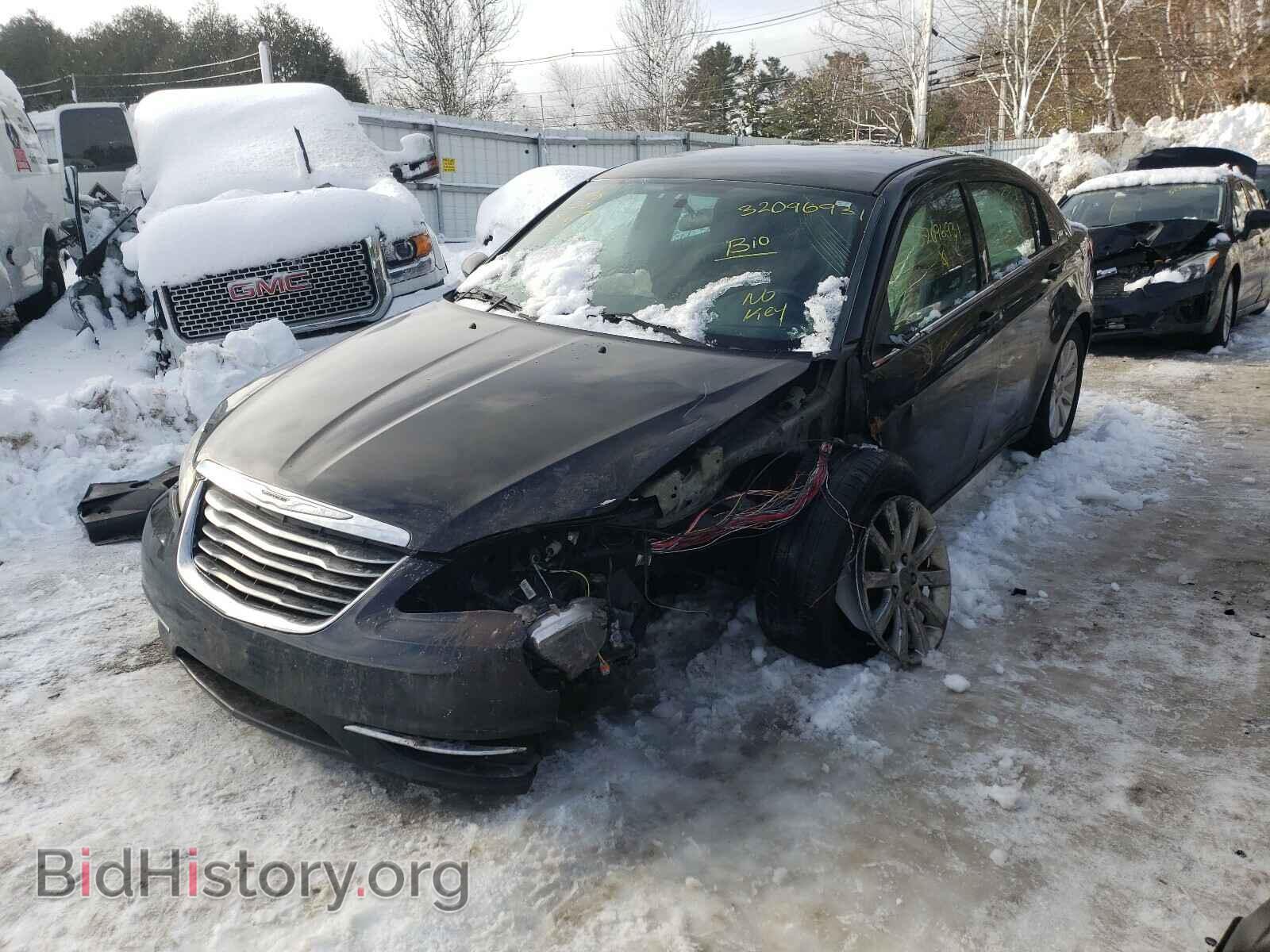 2014 CHRYSLER 200 - VIN: 1C3CCBBG9EN105600 - Фото 2