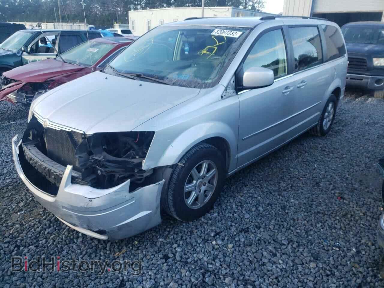 2010 CHRYSLER MINIVAN - VIN: 2A4RR5D12AR232176 - Фото 2