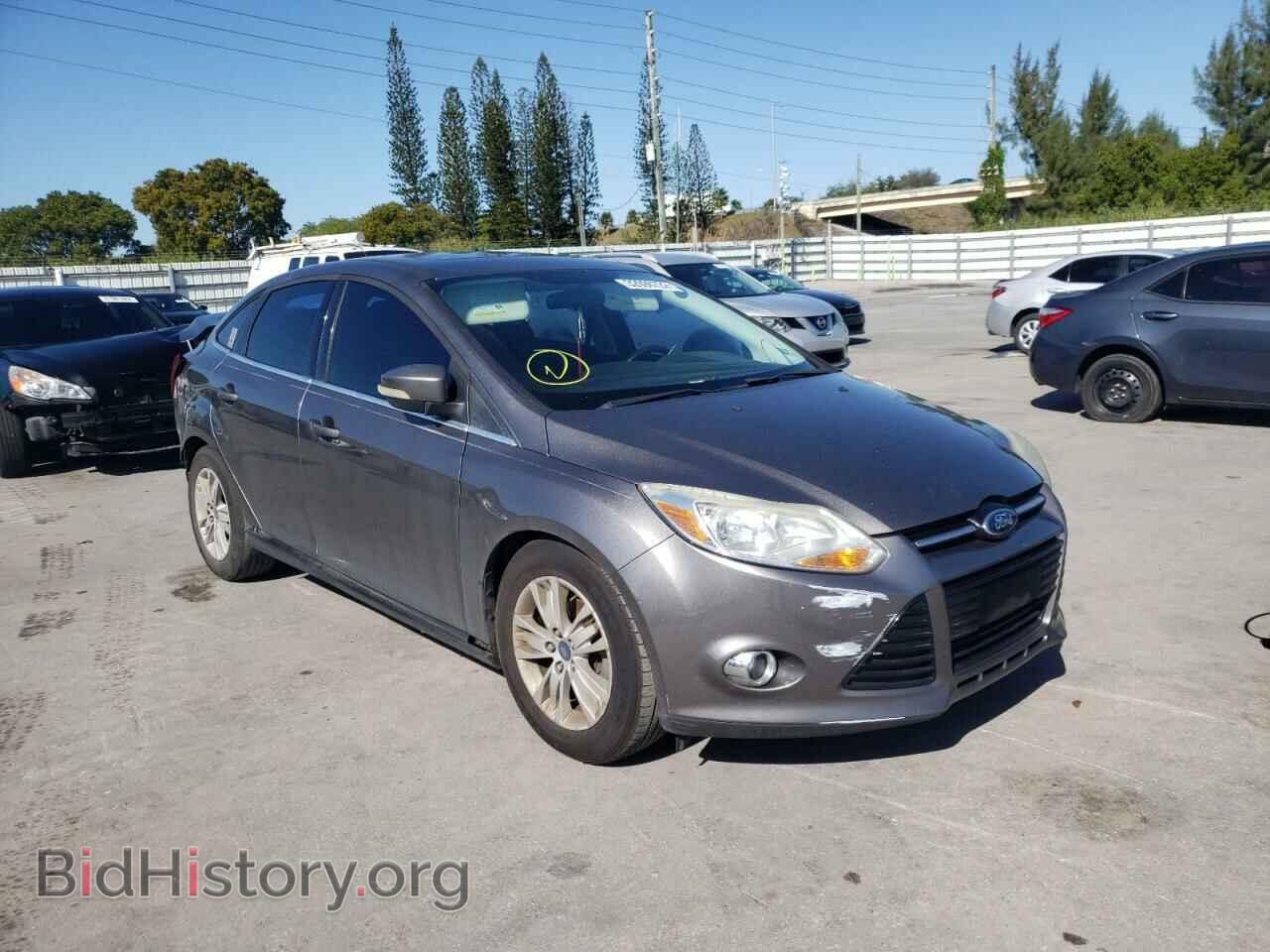 Фотография 1FAHP3H28CL357358 - FORD FOCUS 2012
