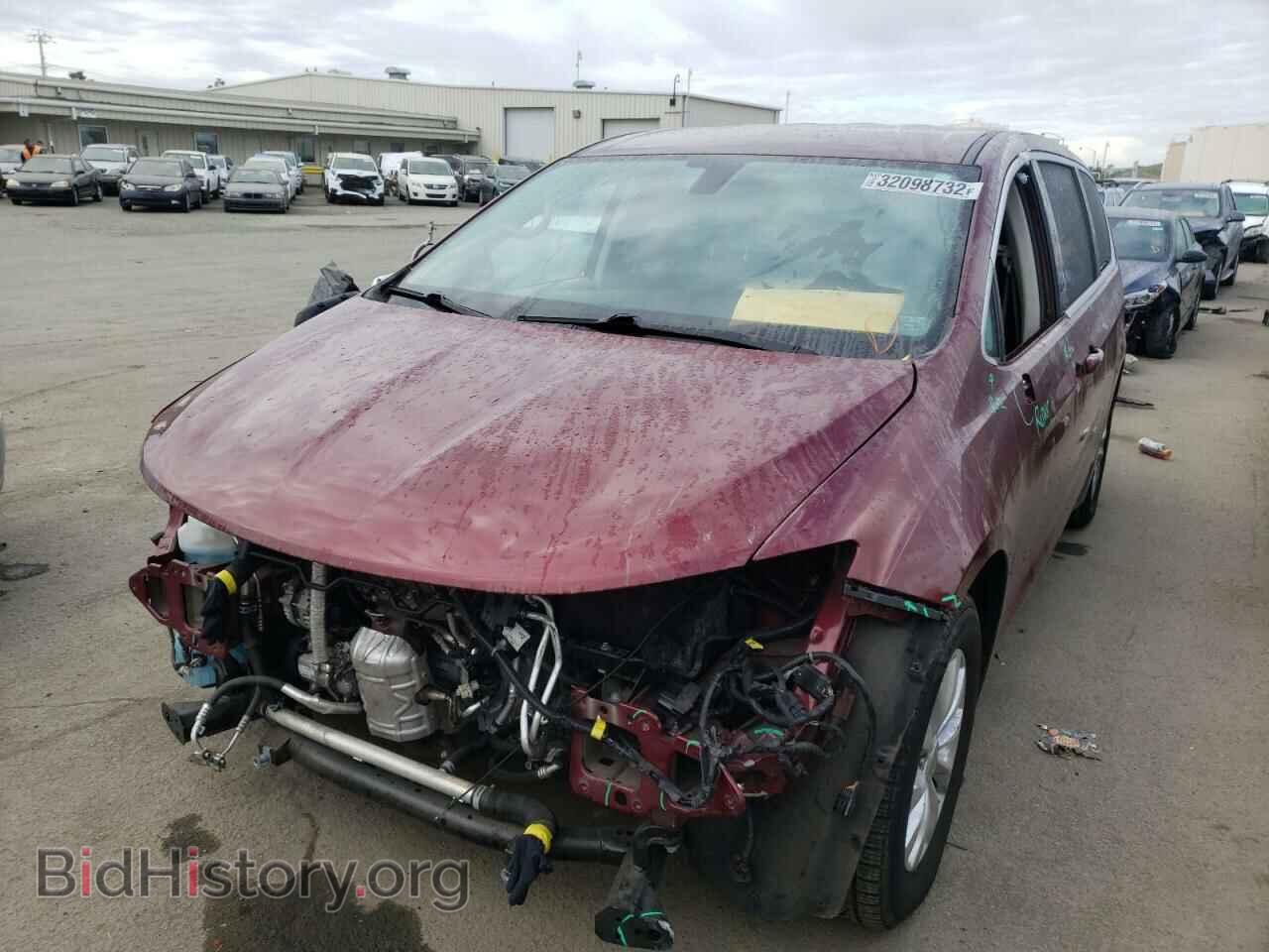 2018 CHRYSLER PACIFICA - VIN: 2C4RC1FG6JR118067 - Photo 2