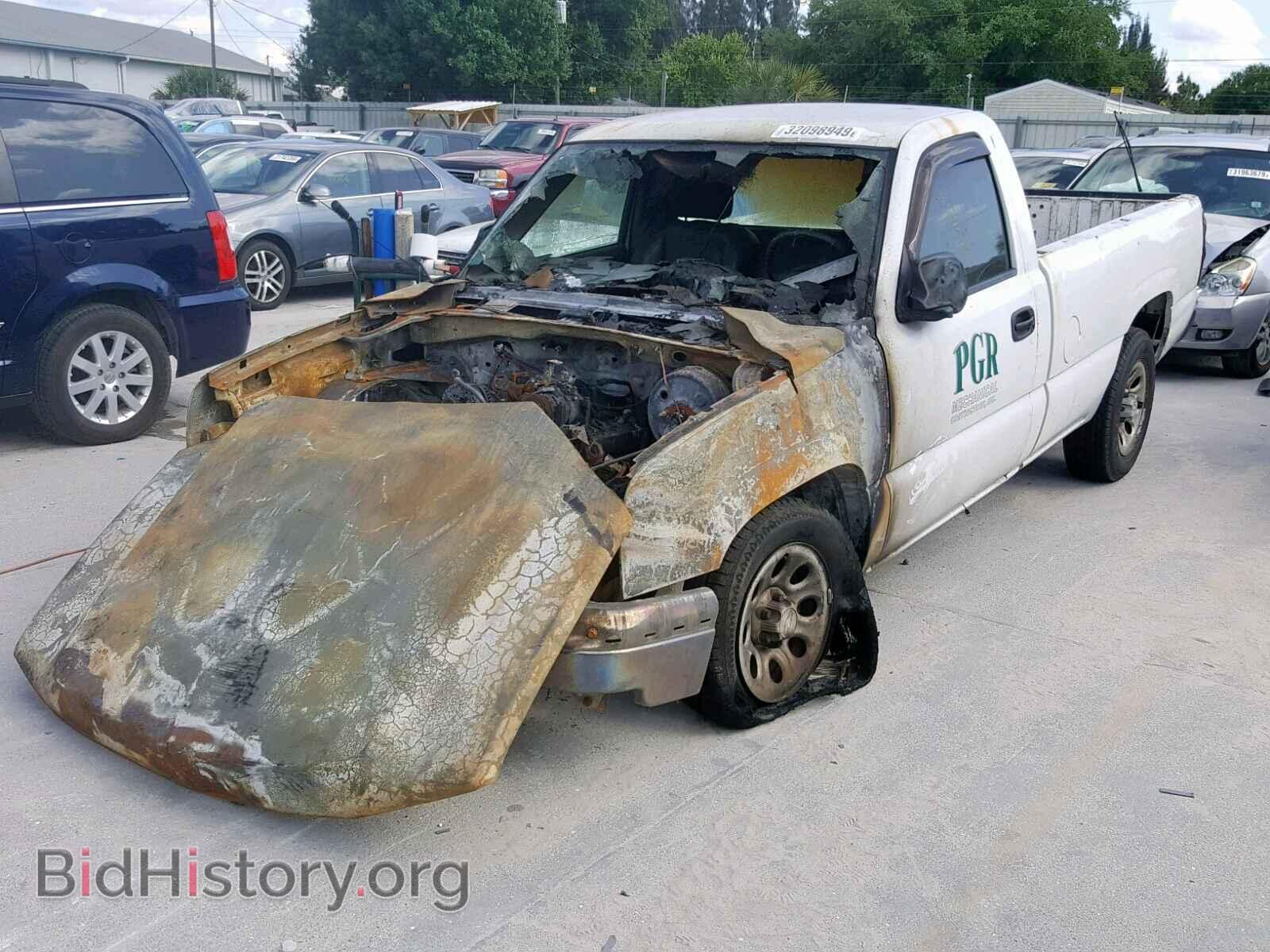 2007 CHEVROLET SILVERADO - VIN: 1GCEC14X57Z198185 - Фото 2