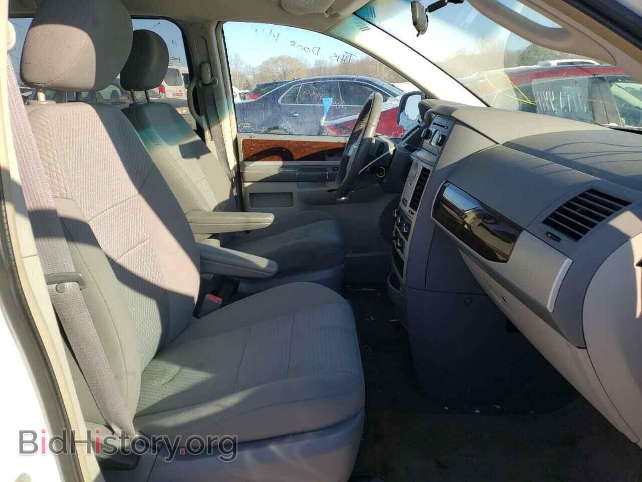 2010 CHRYSLER MINIVAN - VIN: 2A4RR5D15AR228185 - Фото 5