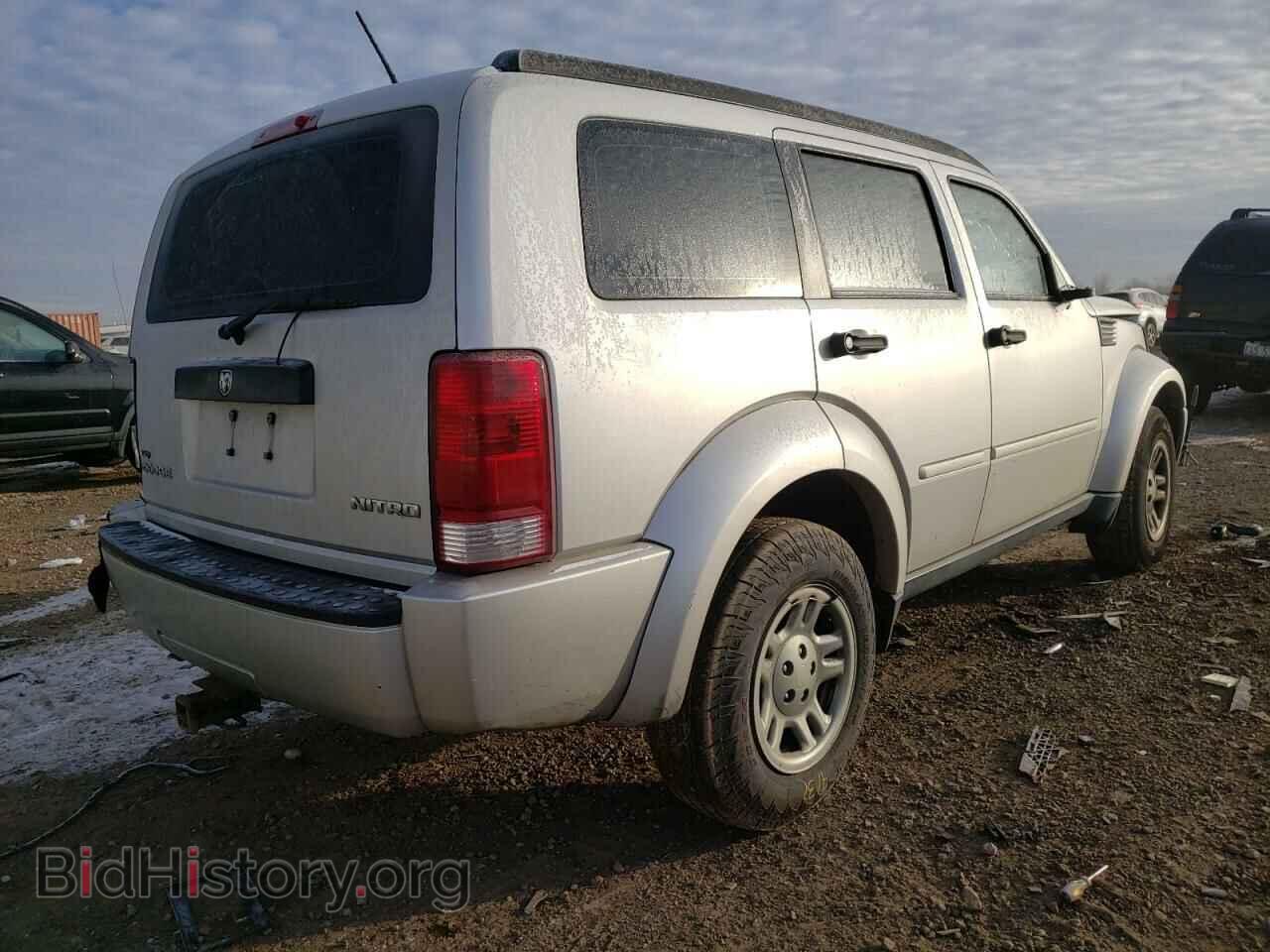 2011 DODGE NITRO - VIN: 1D4PT2GK8BW599466 - Photo 4