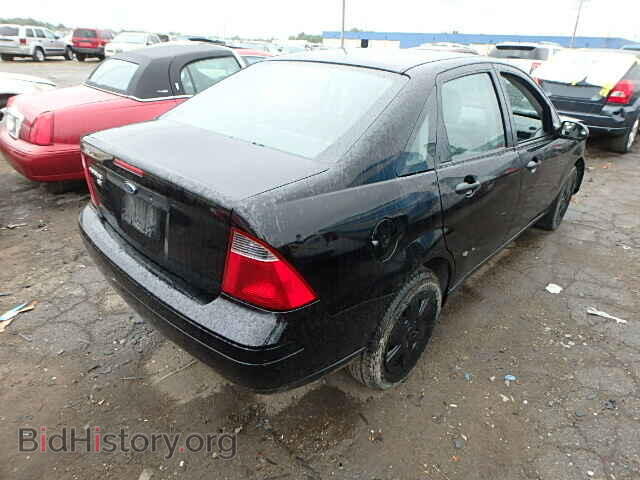 2007 FORD FOCUS - VIN: 1FAFP34N07W320672 - Фото 4