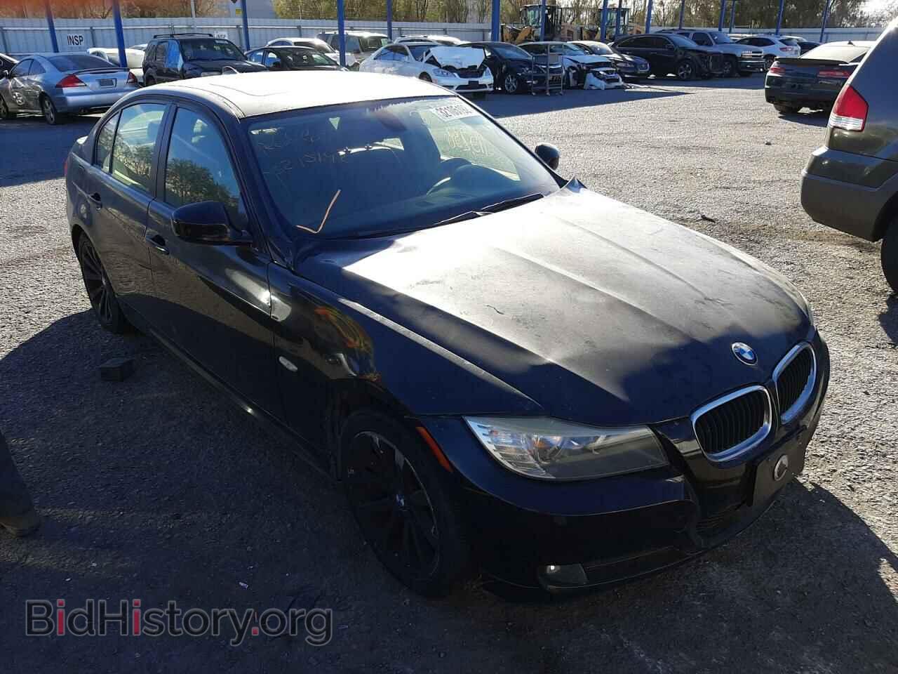 Фотография WBAPH5G5XBNM76331 - BMW 3 SERIES 2011