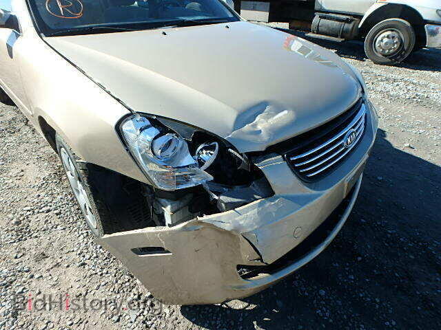 2008 KIA OPTIMA - VIN: KNAGE123785193207 - Фото 10