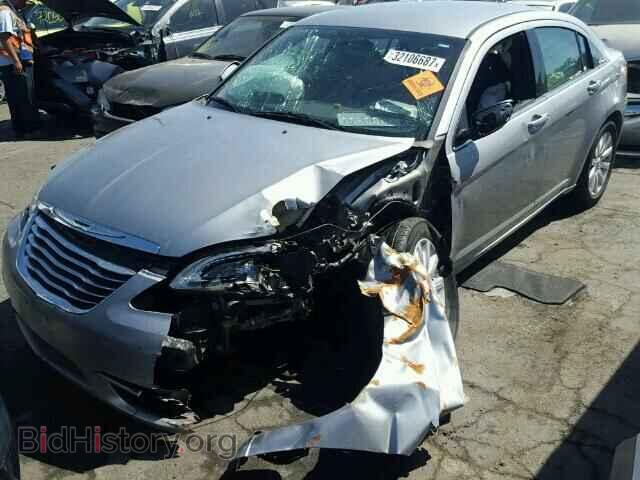 2013 CHRYSLER 200 - VIN: 1C3CCBBG8DN527999 - Фото 2
